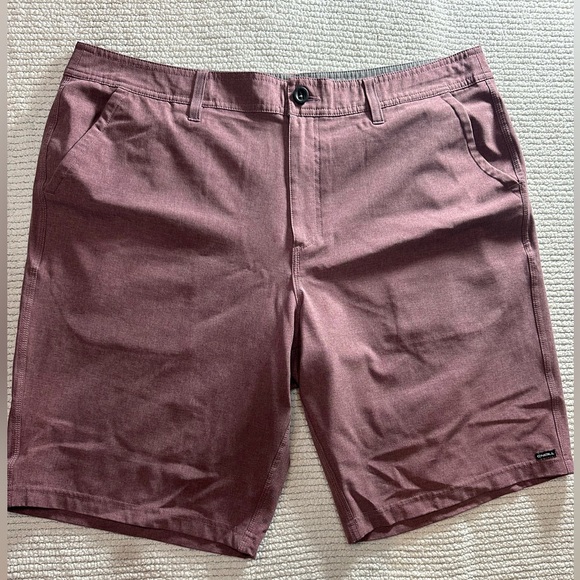 O’NEILL Hybrid Heathered Red Activewear Performance shorts, Mens Size 38 EUC - Picture 1 of 15